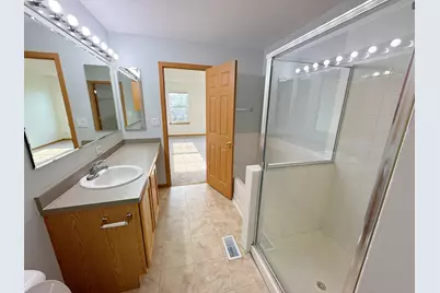 2534 Hillsboro Boulevard #2534, Aurora, IL 60503 - Photo 14