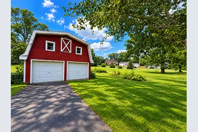 4708 Roslyn Road, Downers Grove, IL 60515 - Photo 2