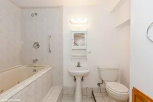 8885 Dryden St, Woodridge, IL 60517 - Photo 26