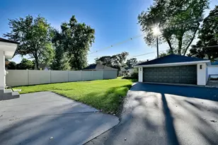 800 S Swain Ave, Elmhurst, IL 60126 - Photo 32