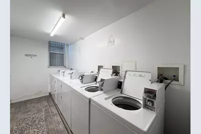 4060 N Kenmore Avenue #211, Chicago, IL 60613 - Photo 20
