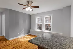 7450 N Greenview Ave, Chicago, IL 60626 - Photo 2