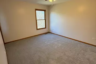8885 Dryden St, Woodridge, IL 60517 - Photo 20