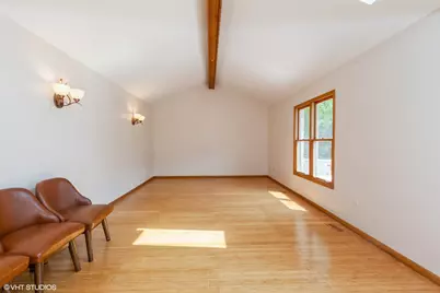 8885 Dryden Street, Woodridge, IL 60517 - Photo 12