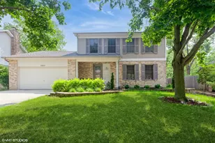 8885 Dryden St, Woodridge, IL 60517 - Photo 1