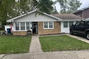3137 Phillips Ave, Steger, IL 60475 - Photo 1