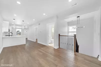8021 W 45th Street, Lyons, IL 60534 - Photo 6