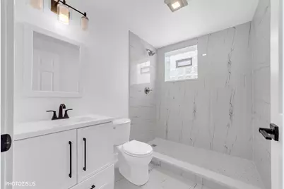 8021 W 45th Street, Lyons, IL 60534 - Photo 20