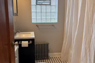 10916 S Artesian Ave, Chicago, IL 60655 - Photo 6