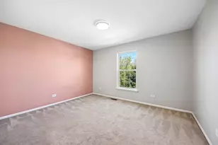 1084 Viewpoint Dr, Lake in the Hills, IL 60156 - Photo 22