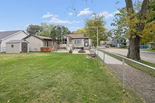 396 S Grand Ave, Bradley, IL 60915 - Photo 16