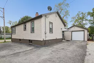 396 S Grand Ave, Bradley, IL 60915 - Photo 18