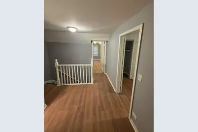 8013 S Marquette Avenue, Chicago, IL 60617 - Photo 8
