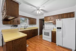 962 N Schmidt Rd, Braidwood, IL 60408 - Photo 6