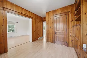 105 9th Ave, Sterling, IL 61081 - Photo 12