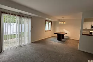10956 S 76th Ave, Palos Hills, IL 60465 - Photo 4