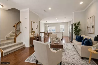 69 Nicholas Drive W, Des Plaines, IL 60016 - Photo 4