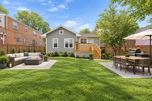 8506 S Euclid Ave, Chicago, IL 60617 - Photo 20