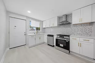 8506 S Euclid Ave, Chicago, IL 60617 - Photo 8