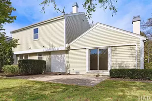 315 Alexandria Dr, Vernon Hills, IL 60061 - Photo 28