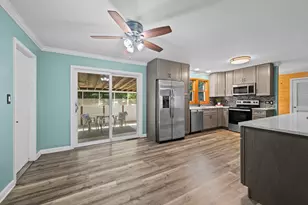 6231 Linden Ln, La Grange Highlands, IL 60525 - Photo 8