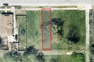 19 Pulaski Rd, Calumet City, IL 60409 - Photo 1