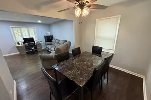 221 E Dickens Ave, Northlake, IL 60164 - Photo 10