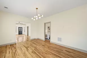 4852 W Melrose St, Chicago, IL 60641 - Photo 10