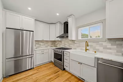 4852 W Melrose Street, Chicago, IL 60641 - Photo 12