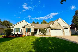 1271 Clearwater Dr, Yorkville, IL 60560 - Photo 1