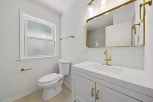 654 W 111th St, Chicago, IL 60628 - Photo 4