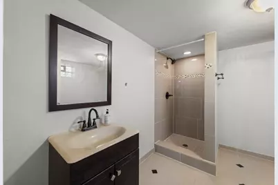 [Address not provided], Bellwood, IL 60104 - Photo 18