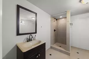 [Address not provided], Bellwood, IL 60104 - Photo 18
