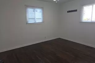 207 Caddy Ave, Carpentersville, IL 60110 - Photo 8