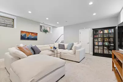3141 N Saint Louis Avenue, Chicago, IL 60618 - Photo 28