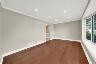 4605 W Spencer Ln, Alsip, IL 60803 - Photo 4