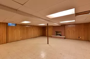 2323 N Sheridan Rd, Waukegan, IL 60087 - Photo 20