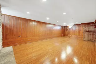 8119 Kostner Ave, Skokie, IL 60076 - Photo 28