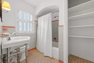 8119 Kostner Ave, Skokie, IL 60076 - Photo 20