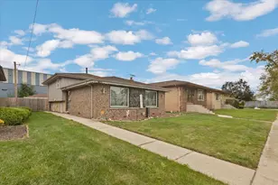 14110 S Bensley Ave, Burnham, IL 60633 - Photo 2