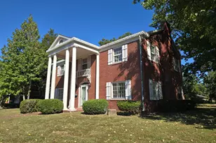 120 S Main St, Harrisburg, IL 62946 - Photo 2