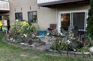 290 N Westgate Rd, Mount Prospect, IL 60056 - Photo 8