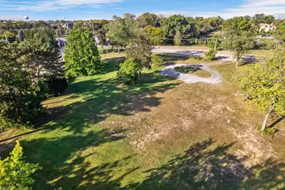 6401 S County Line Road, Burr Ridge, IL 60527 - Photo 4