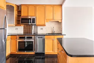 5415 N Sheridan Rd, Chicago, IL 60640 - Photo 10