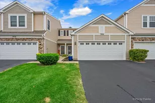 1954 Cobblestone Dr, Carpentersville, IL 60110 - Photo 1