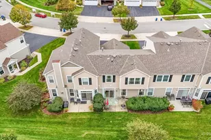 1954 Cobblestone Dr, Carpentersville, IL 60110 - Photo 24