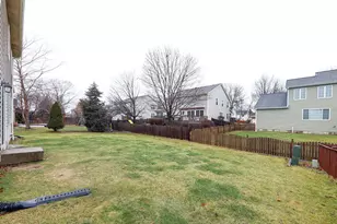 3202 Whitney Rd, Aurora, IL 60502 - Photo 24