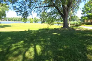 344 Northway Park Rd, Machesney Park, IL 61115 - Photo 24