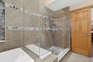 5S571 S Tuthill Rd, Naperville, IL 60563 - Photo 30