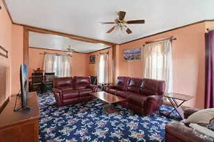 19 N Green St, Piper City, IL 60959 - Photo 12